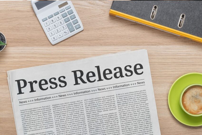 scrivere press release